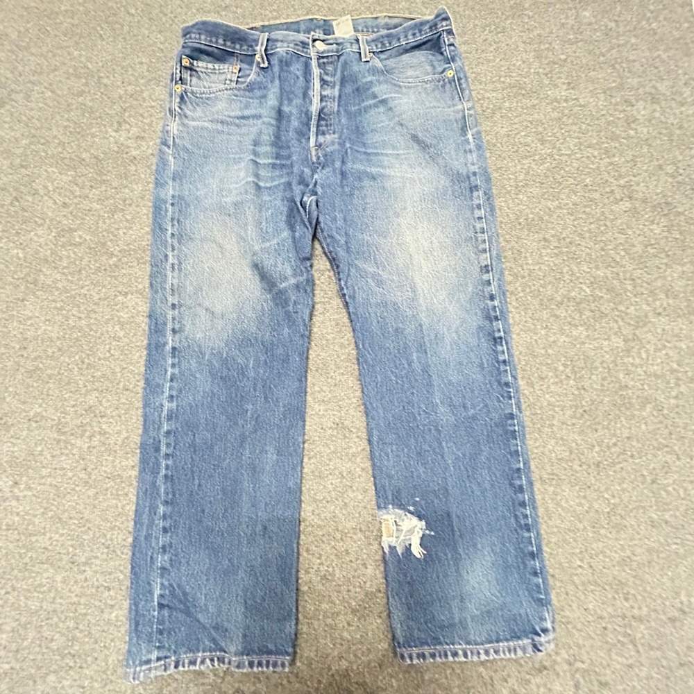 Levis Jeans Mens Size 40 Blue 501 Original Fit Straight Leg Cotton Distressed